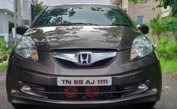 Honda Brio V MT 2012