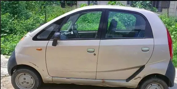 Tata Nano LX 2011