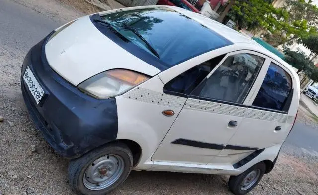 Tata Nano CX 2010