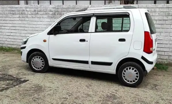 Maruti Suzuki Wagon R LXi 2013