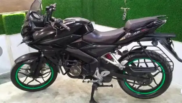 Bajaj Pulsar AS150 2015