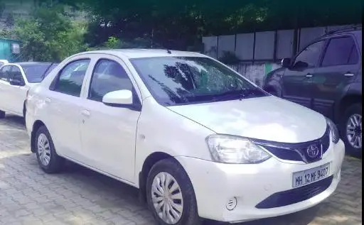 Toyota Etios V 2015