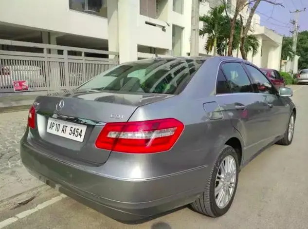 Mercedes-Benz E-Class E250 CDI BlueEfficiency 2010