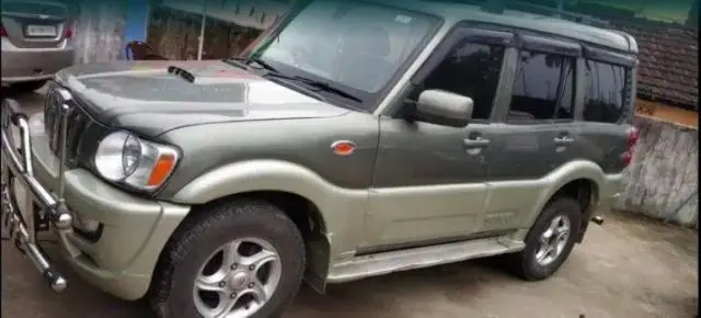 Mahindra Scorpio VLX 4WD 2010
