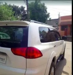 Mitsubishi Pajero Sport 2.5 MT 2012