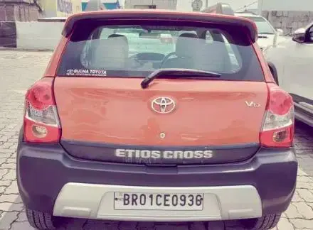 Toyota Etios Cross 1.4 VD 2015