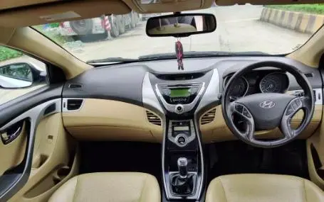 Hyundai Elantra 1.6 SX (O) 2014