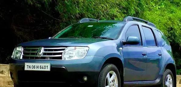 Renault Duster 85 PS RXZ 4X2 MT 2012