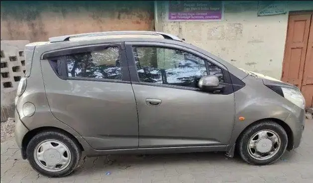 Chevrolet Beat LT Petrol 2012