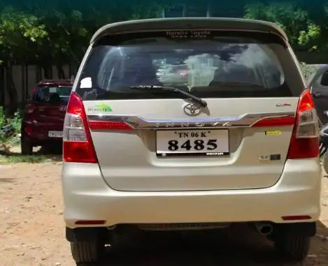 Toyota Innova 2.5 ZX 7 STR BS IV 2013