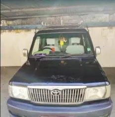 Toyota Qualis FS B1 2004