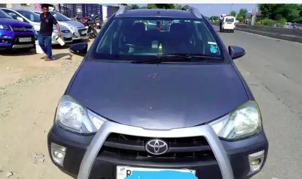 Toyota Etios Cross 1.4 VD 2015