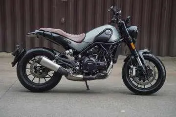 Benelli Leoncino 250 2019