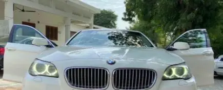BMW 5 Series 520D LUXURY LINE 2011