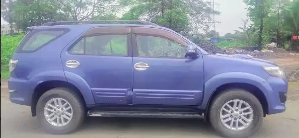 Toyota Fortuner 3.0 4x2 MT 2013