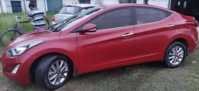 Hyundai Elantra 1.6 SX MT 2015