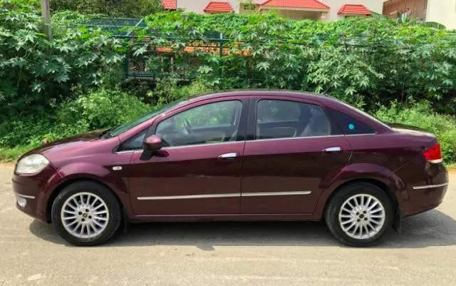 Fiat Linea Emotion T-Jet 2011