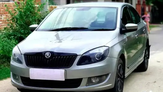 Skoda Rapid Elegance 1.6 TDI CR MT 2015