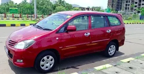 Toyota Innova 2.5 G 7 STR BS III 2009