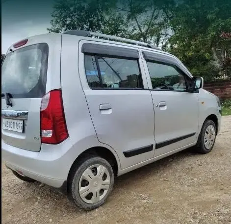 Maruti Suzuki Wagon R VXi 2013