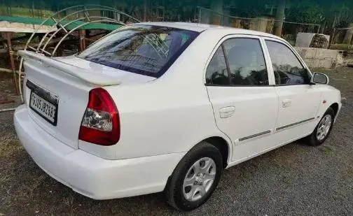 Hyundai Accent GLE CNG 2012