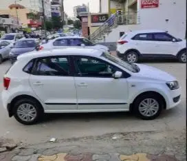 Volkswagen polo Trendline 1.2L (D) 2011