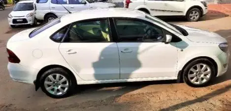 Skoda Rapid 1.6 TDI MT AMBITION PLUS 2012