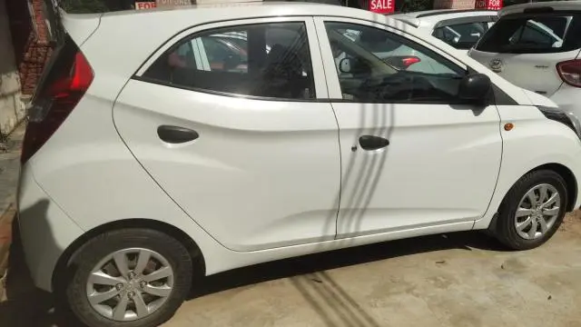 Hyundai Eon Magna 2013