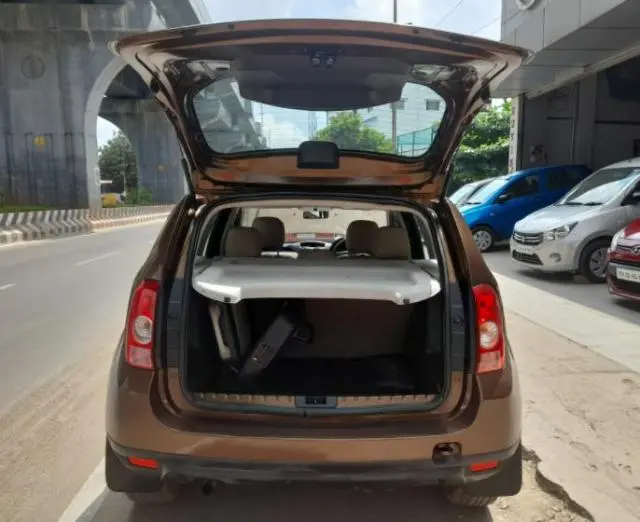 Renault Duster 85 PS RXZ 4X2 MT 2014