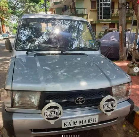 Toyota Qualis FS B4 2002