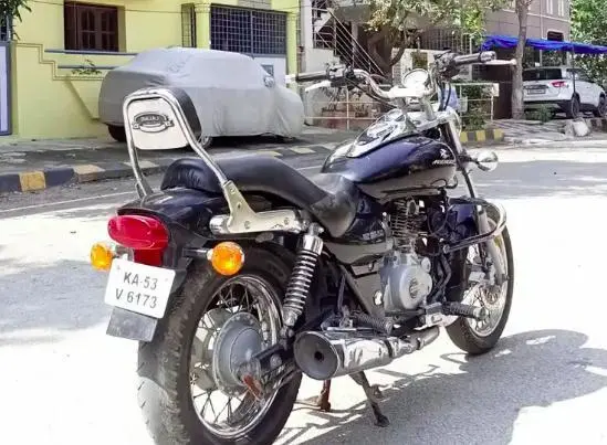 Bajaj Avenger 220cc 2011