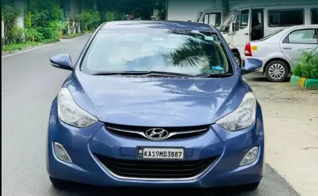 Hyundai Elantra 1.6 SX MT 2013
