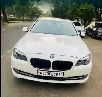 BMW 5 Series 520D LUXURY LINE 2013