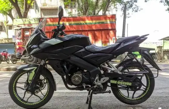 Bajaj Pulsar AS150 2016