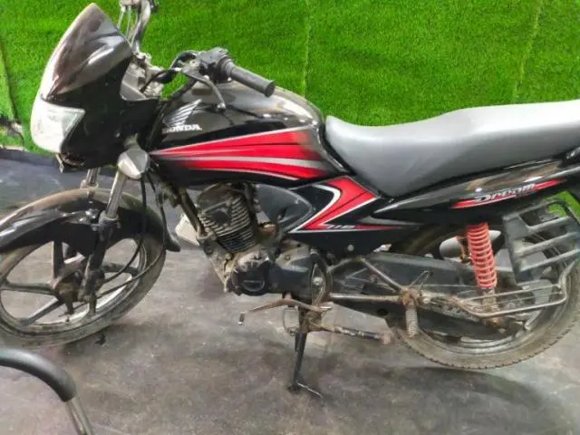 Honda Dream Yuga 110cc 2015