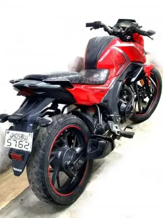 Honda CB Hornet 160R CBS 2017