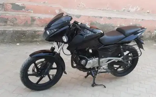 Bajaj Pulsar 180cc 2013