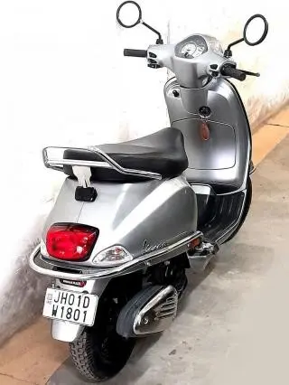 Piaggio Vespa Elegante 125cc CBS 2020