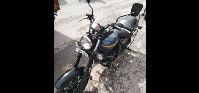 Bajaj Avenger 220cc 2017