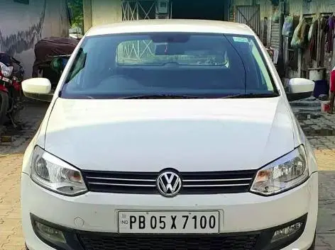 Volkswagen Polo Comfortline 1.5L (D) 2013