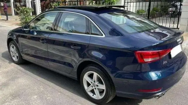 Audi A3 35 TDI PREMIUM + SUNROOF 2018