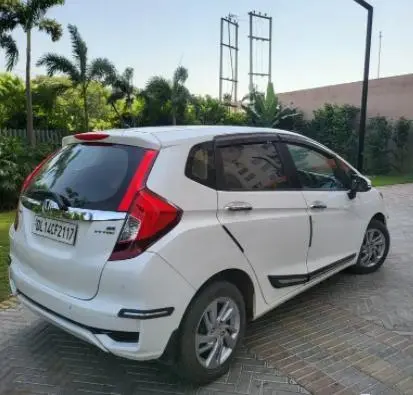 Honda Jazz V CVT i-VTEC BS6 2021