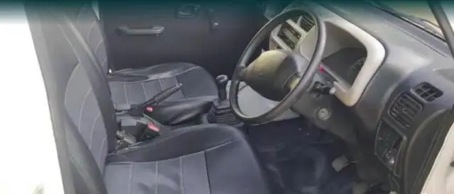 Maruti Suzuki Eeco 5 STR With A/C+HTR 2017
