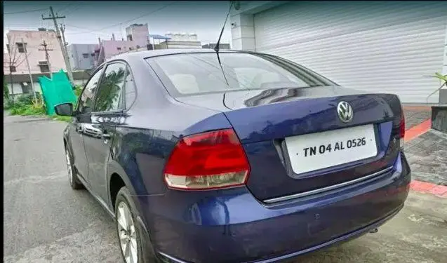 Volkswagen Vento 1.6L Highline 2013