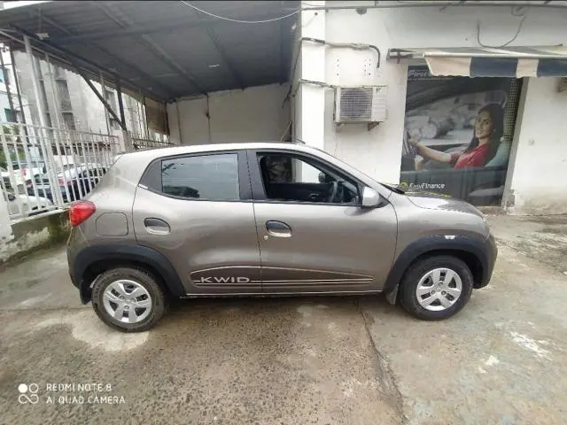 Renault KWID 1.0 RXT AMT Opt 2018