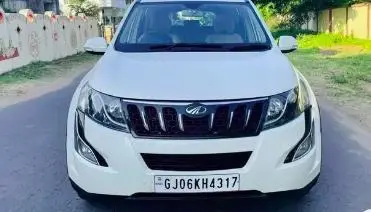 Mahindra XUV500 W10 AWD 2017
