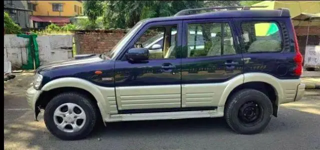 Mahindra Scorpio SLX 2007