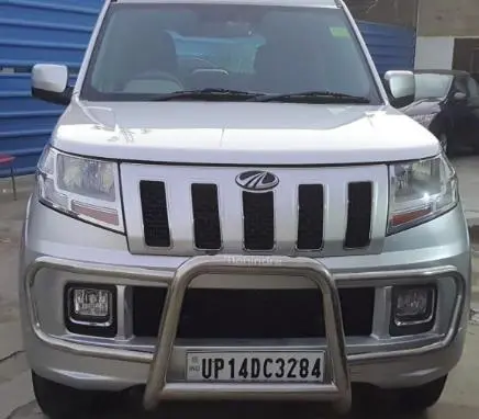 Mahindra TUV300 T8 2017