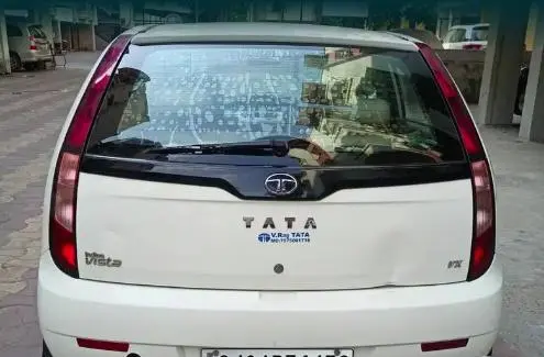 Tata Indica Vista Aqua 1.3 Quadrajet 2012