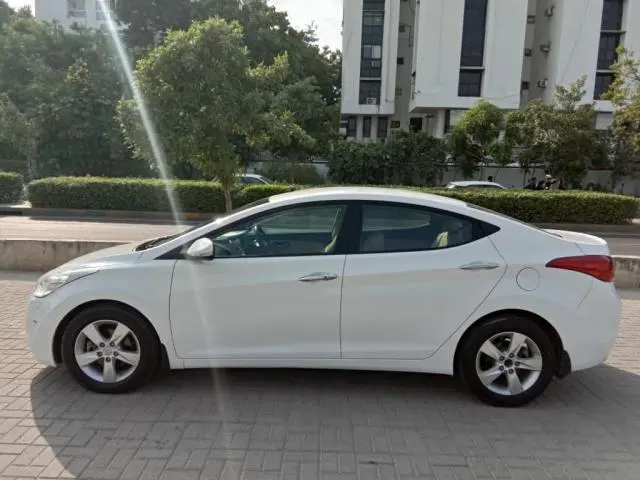 Hyundai Neo Fluidic Elantra 1.6 SX AT CRDi 2013